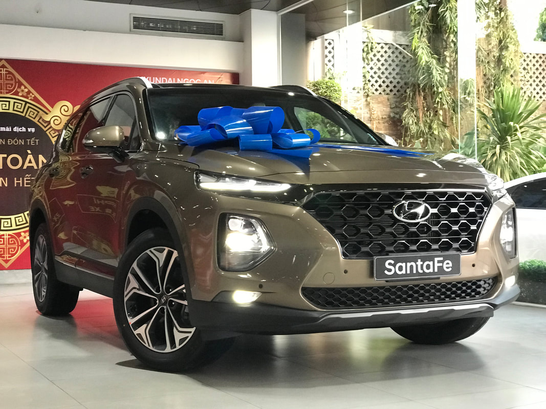 Hyundai Santafe 2021 màu Vàng cát