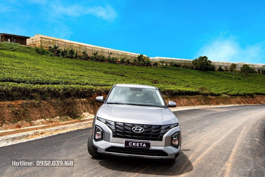 Hình thực tế Hyundai Creta tiêu chuẩn màu Bạc