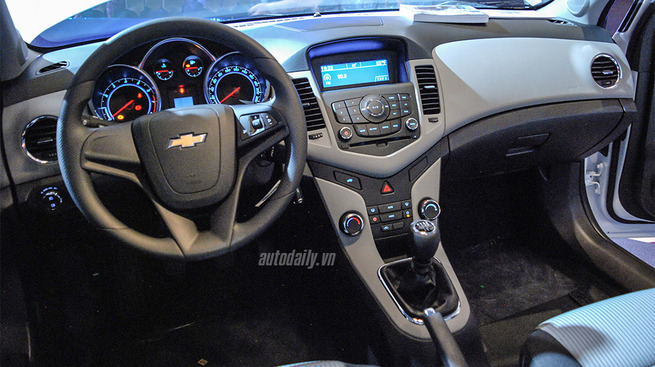 Soi nộ ngoại thất xe Chevrolet Cruze 2016 thế hệ mới vừa ra mắt tại Việt  Nam  TC MOTOR HYUNDAI