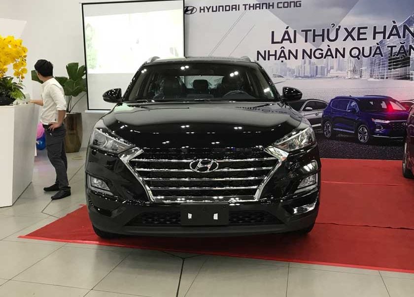 Hyundai tucson bản tiêu chuẩn 2020 màu Đen