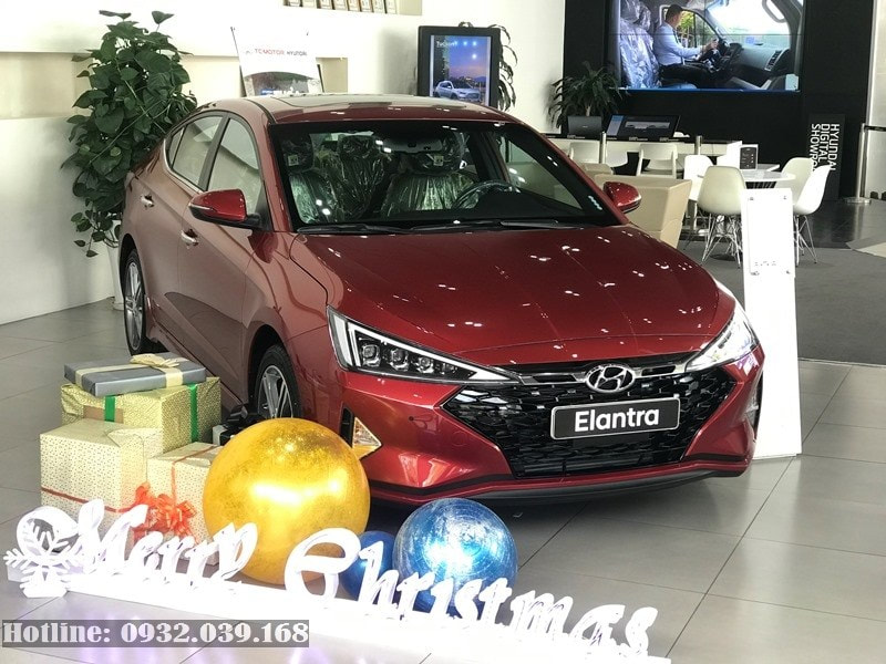 Hình ảnh xe Hyundai Elantra 2020 màu đỏ