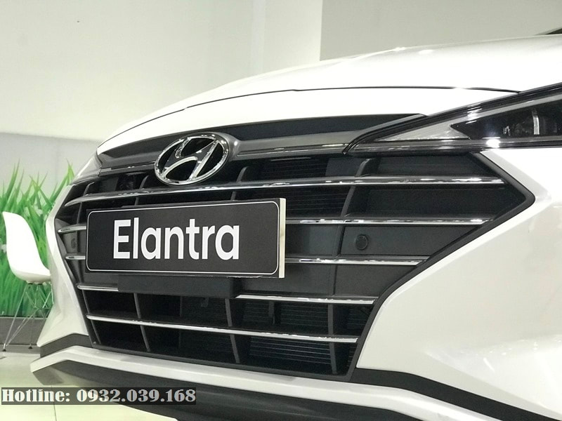 Lưới tản nhiệt Elantra facelift 2019 mới
