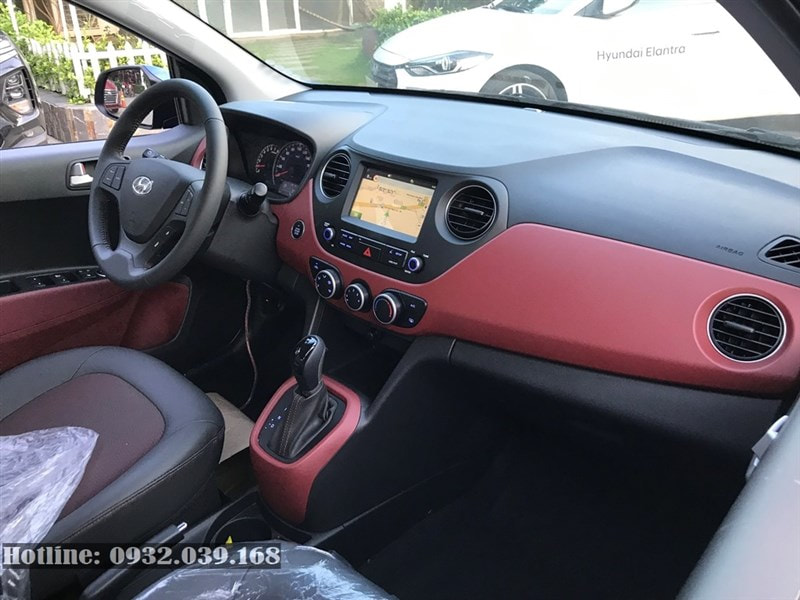Nội thất Hyundai Grand i10 hatchback 2019